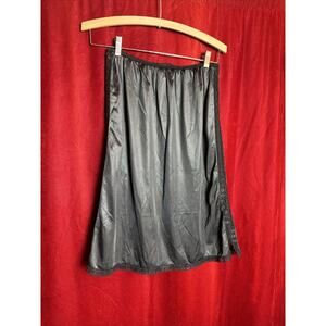 Vintage Pinehurst Lingerie Black Half Slip Lace Trim 5010 Medium